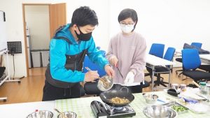 家庭総合・調理実習｜麻婆豆腐&もやしときゅうりのナムル2021-152