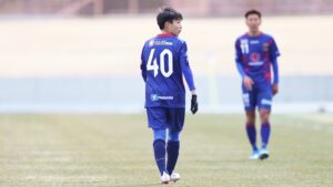 サッカー「奈良クラブ」丹野智明君・卒業おめでとう2022-11